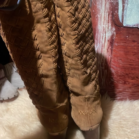 Ugg suede basket weave boots - Picture 6 of 11